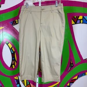St. John's Bay, Tan Capris. Size 10. In like new condition!